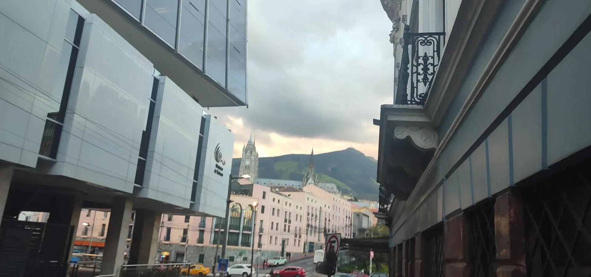 Grmhouse Apartment Quito 0*,  Ecuador